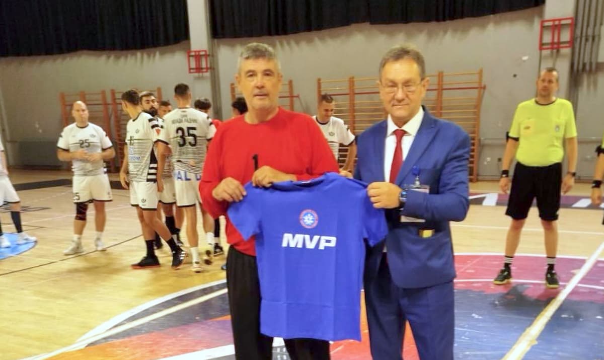 Fotografija uz vijest: Branko Stajković ne zna za godine: Palanački rukometni majstor sa 18 odbrana i četiri skinuta sedmerca!