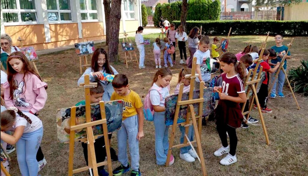 Fotografija uz vijest: Budući prvaci iz vrtića "Leptirić" posetili OŠ "Heroj Radmila Šišković"