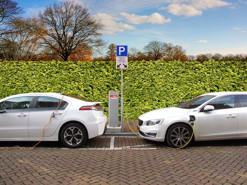 Fotografija uz vijest: Cene električnih automobila drastično pale: Neočekivani razlozi obaraju vrednost polovnjaka