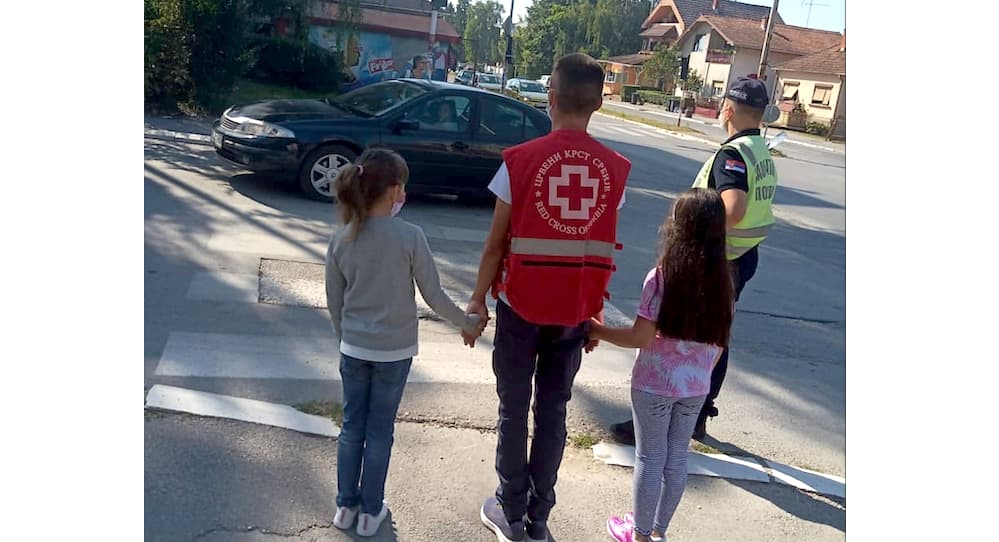 Fotografija uz vijest: Crveni krst u akciji "Bezbednost dece u saobraćaju"