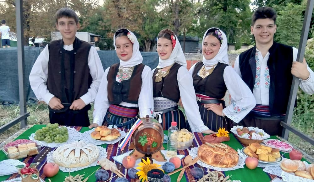Fotografija uz vijest: „Đakovi dani“ u Kusatku: Čuvanje tradicije, običaja i duha sela za sve generacije