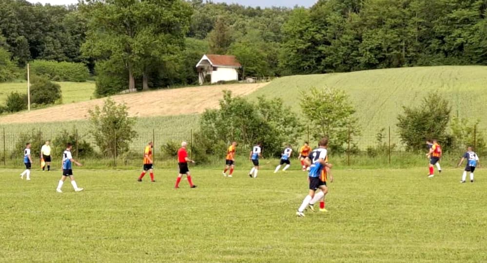Fotografija uz vijest: Fudbaleri Udarnika sigurno do pobede u Kupu