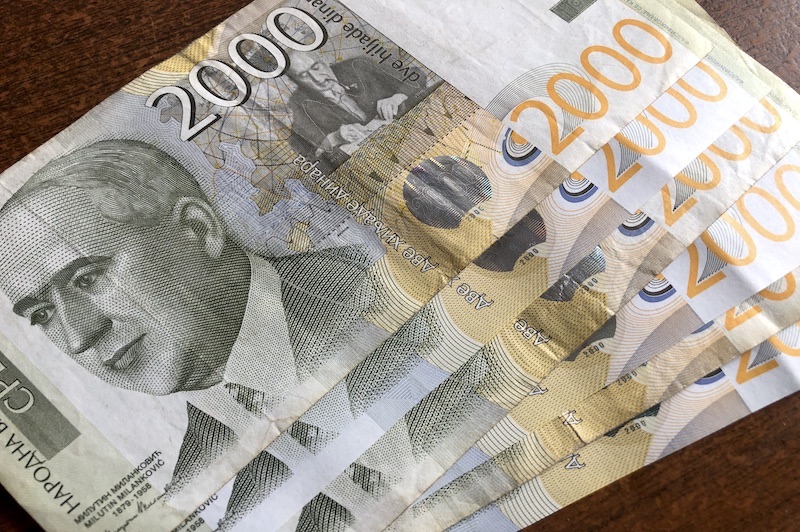 Fotografija uz vijest: Isplata socijalnih i porodičnih davanja od 12.536 dinara počinje 20. avgusta