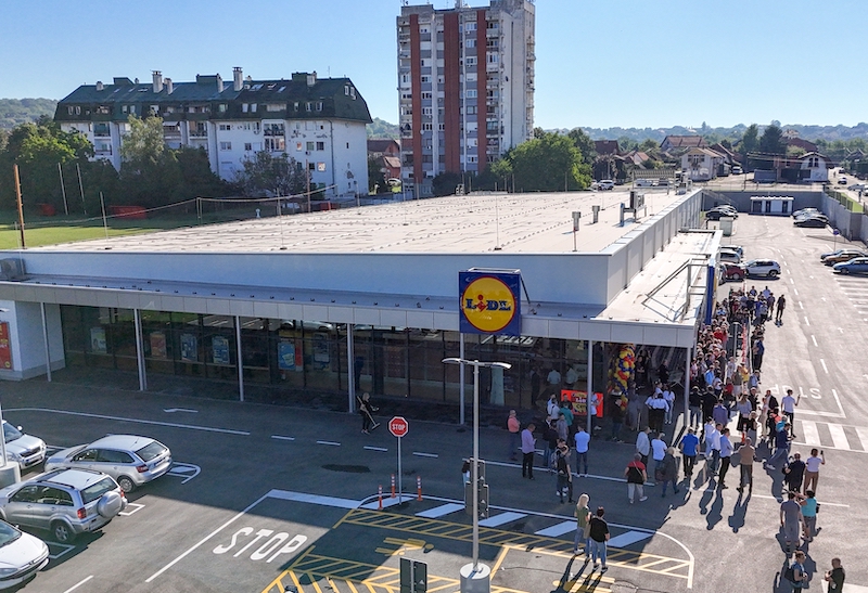 Fotografija uz vijest: Lidl uvodi nove proizvode: Usisivač za oko 5000 dinara, LED plafonjera za 899 dinara