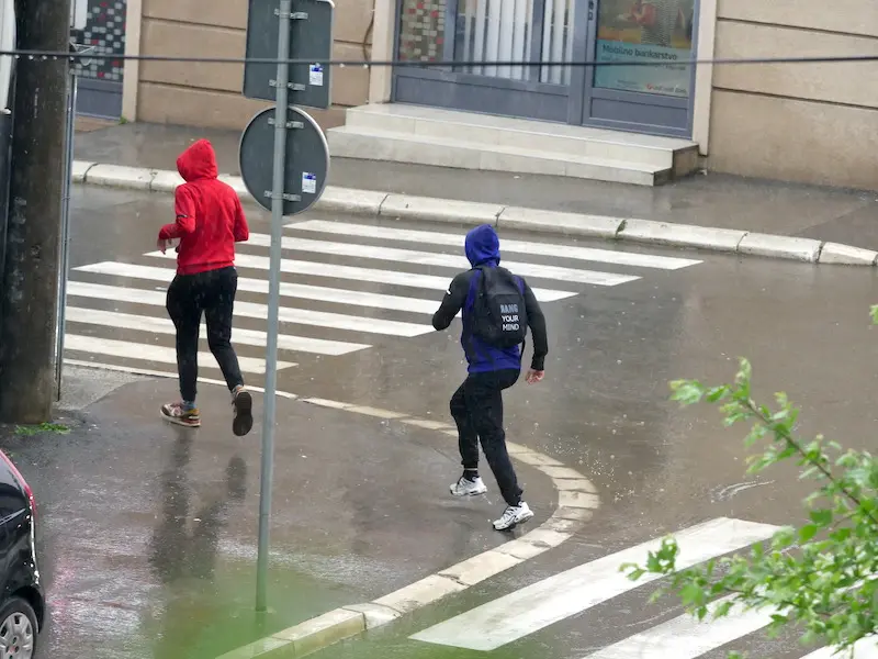 Fotografija uz vijest: Nevreme u Srbiji: Kiša, pljuskovi i grmljavina od jutra, evo kada stiže osveženje