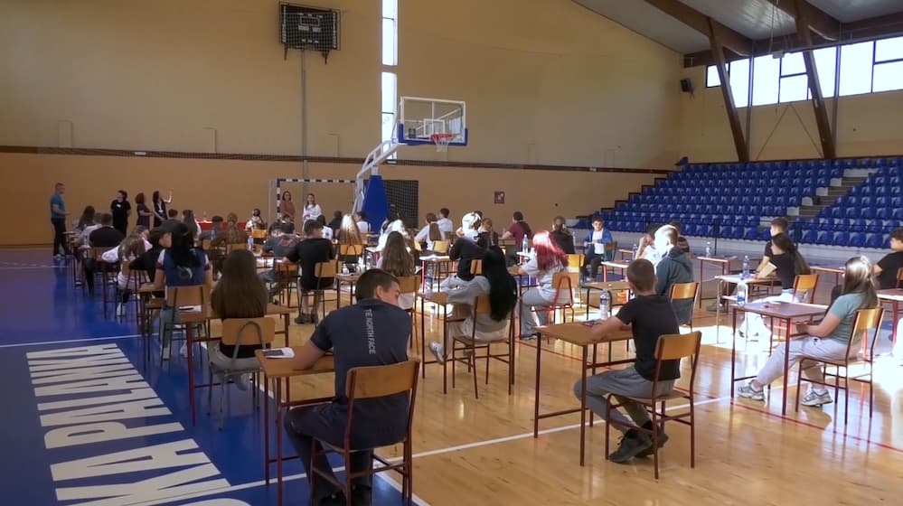 Fotografija uz vijest: Nova šansa za osmake: Avgusta počinje rok za završni ispit, poznati datumi polaganja
