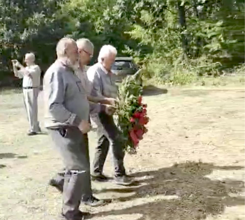 Fotografija uz vijest: Odata počast stradalima na Brdnjaku i u Selevcu
