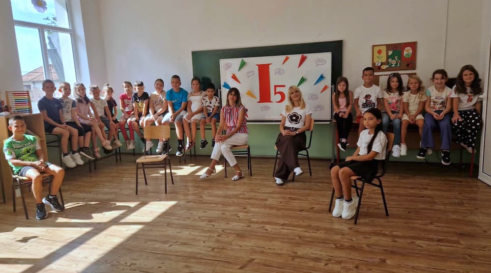 Fotografija uz vijest: Prvaci u Pridvoricama i Vodicama započeli školsku godinu sa osmesima i radošću