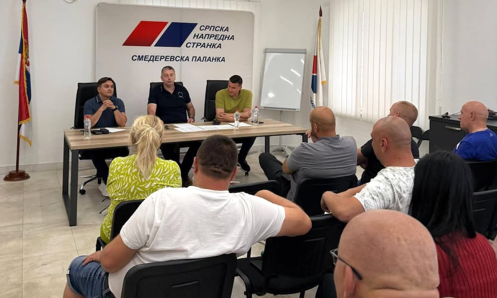 Fotografija uz vijest: SNS u Smederevskoj Palanci: Sastanak o aktivnostima i razvoju opštine