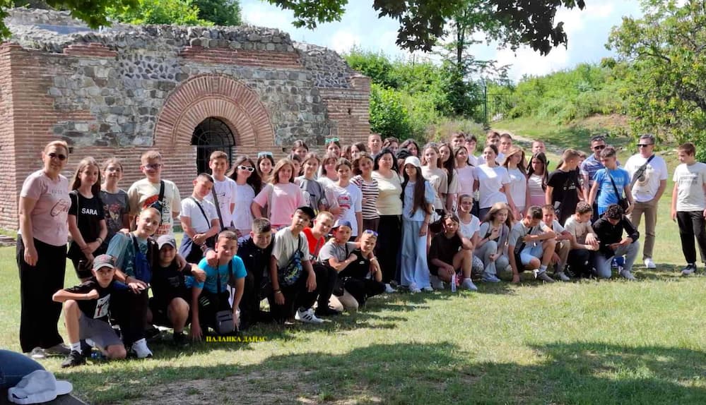 Fotografija uz vijest: Učenici OŠ „Đorđe Jovanović“ iz Selevca sa ekskurzije poneli nezaboravne uspomene