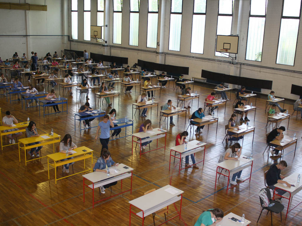 Fotografija uz vijest: Mala matura pred vratima: Gimnazije i stručne škole spremne za upis novih đaka