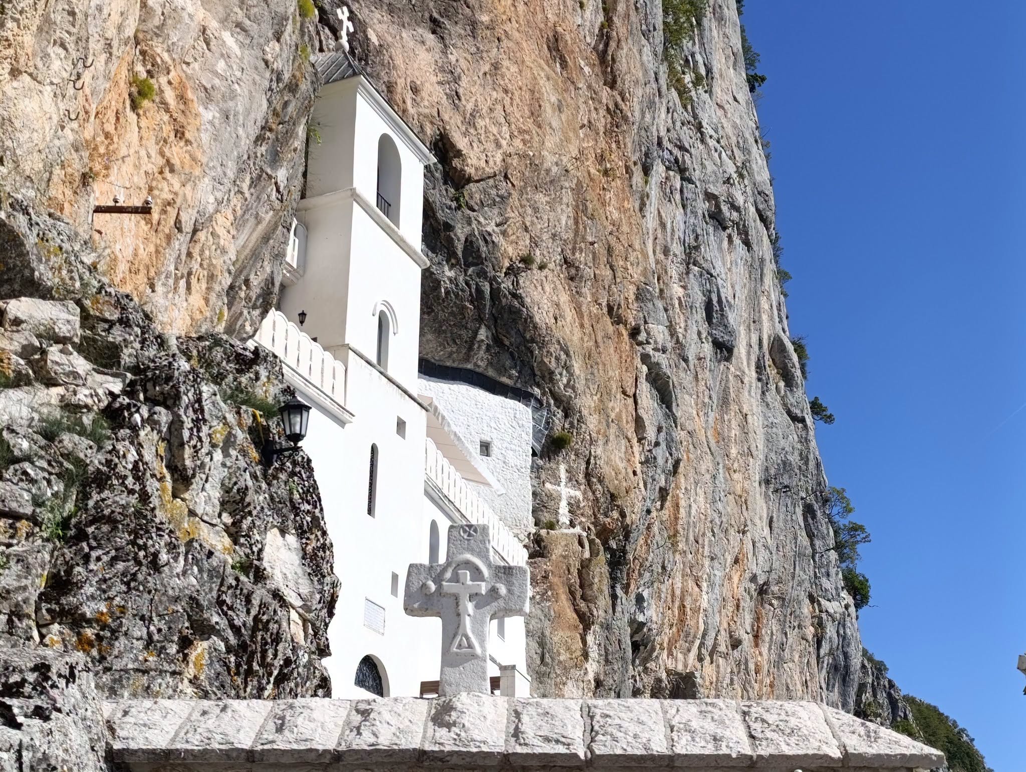 Fotografija uz vijest: Organizovano pokloničko putovanje "Stazama Svetog Vasilija Ostroškog i Tvrdoškog"
