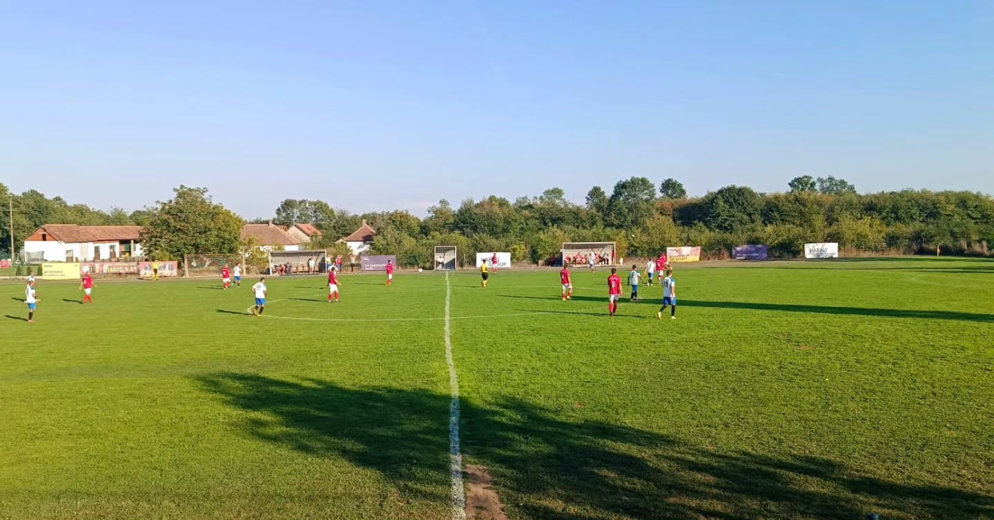 Fotografija uz vijest: Podunavska okružna liga: Derbi kola u Ratare, lider iz Goloboka stiže na megdan!