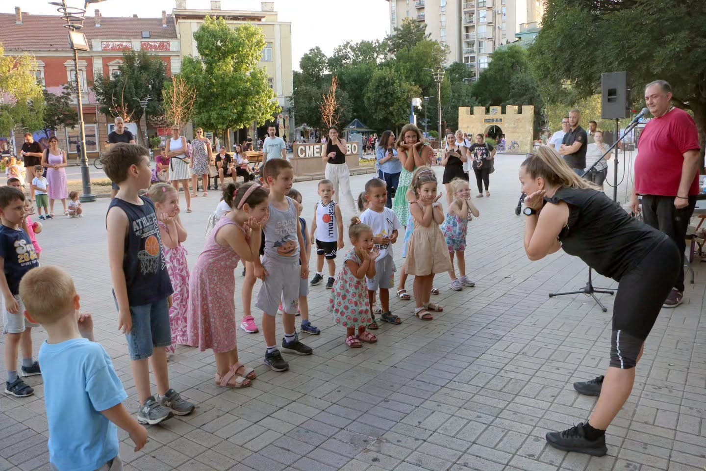 Fotografija uz vijest: Škola plesa sutra na Gradskom trgu u Smederevu