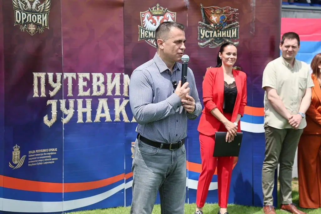 Fotografija uz vijest: U Topoli otvoren prvi letnji kamp za decu iz dijaspore i regiona
